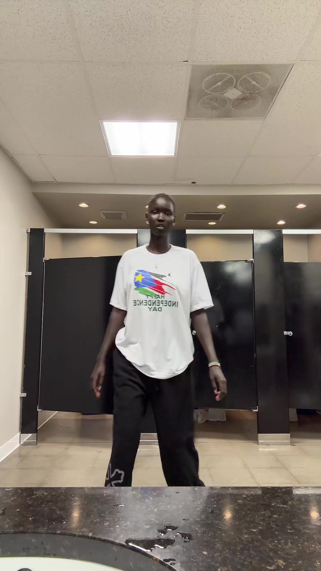 @Nyagoa211🇸🇸[Luna🇮🇳]