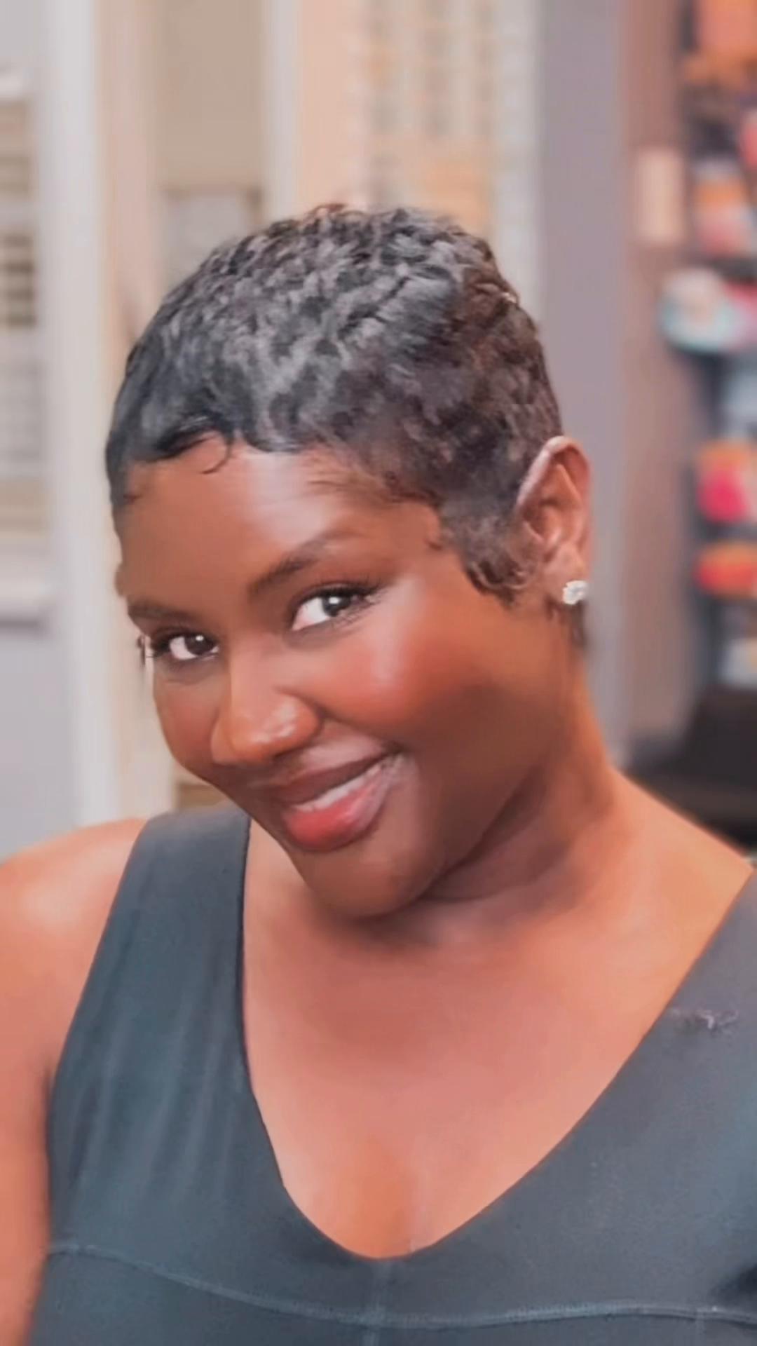 @Tee Que.TheHairPistol