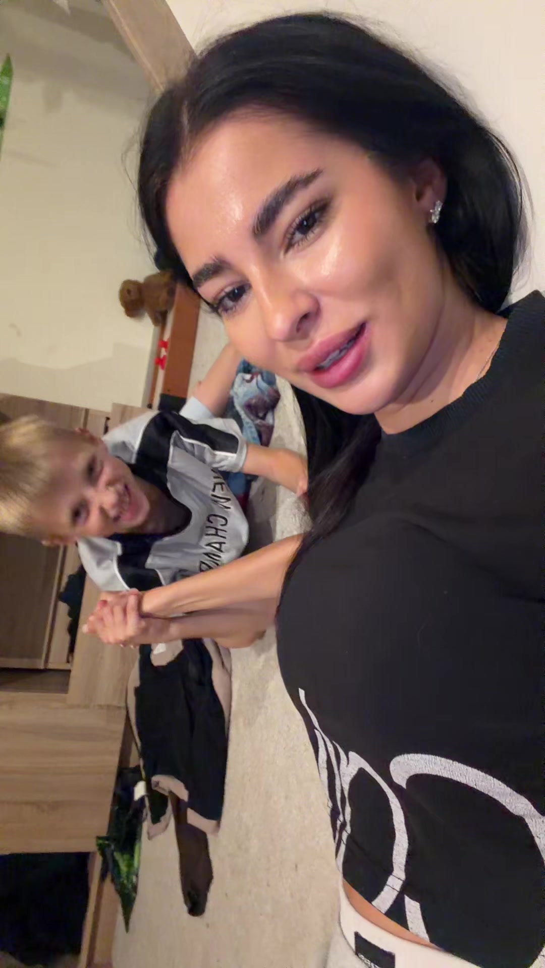 @Katee_v_