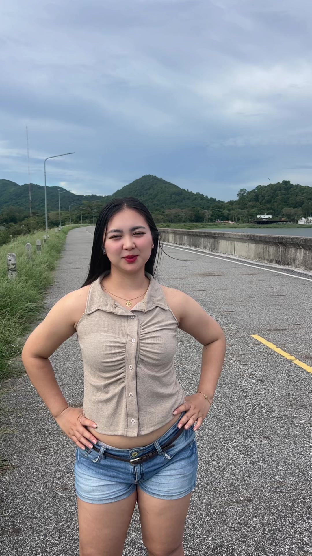 @พลอยไง🇹🇭🇲🇲(6.6M)
