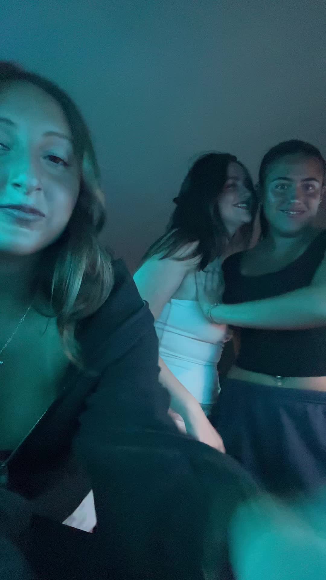 @nana