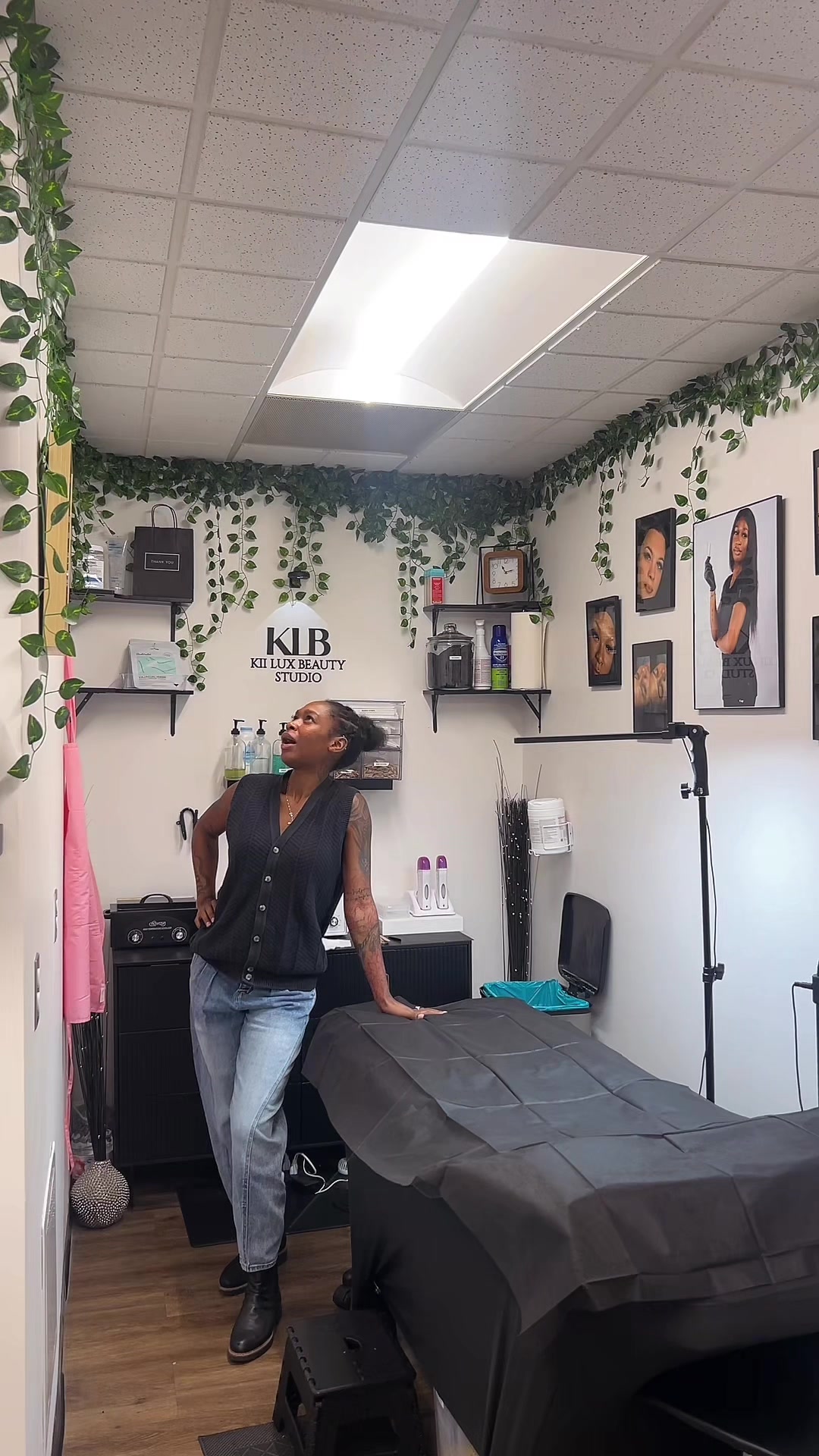 @Kii | STL Licensed Esthetician