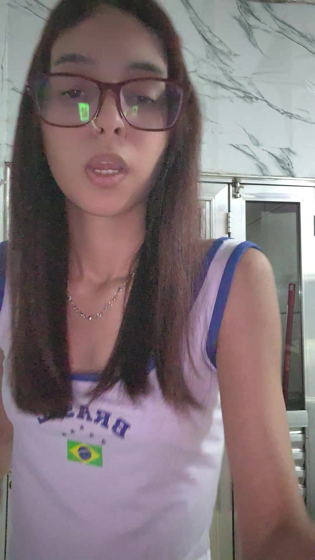 @liviszsy
