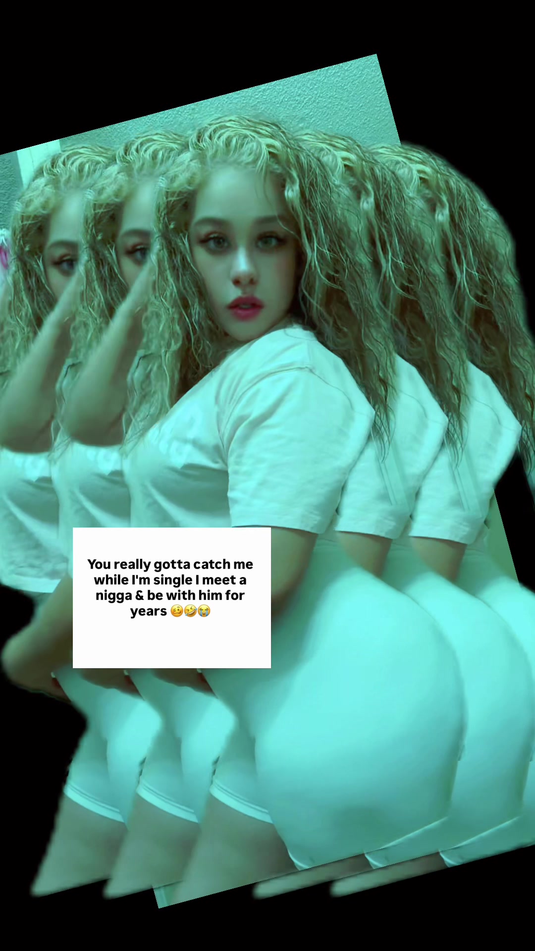 @QUEEN👑