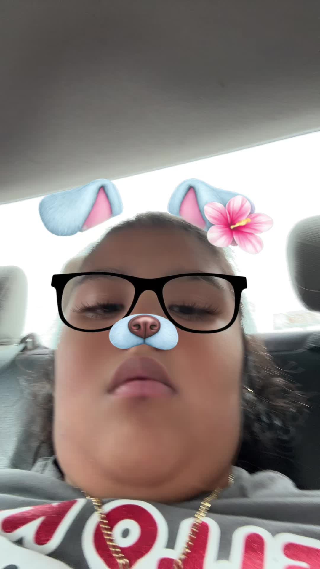 @Nayla Gutierrez 🍒