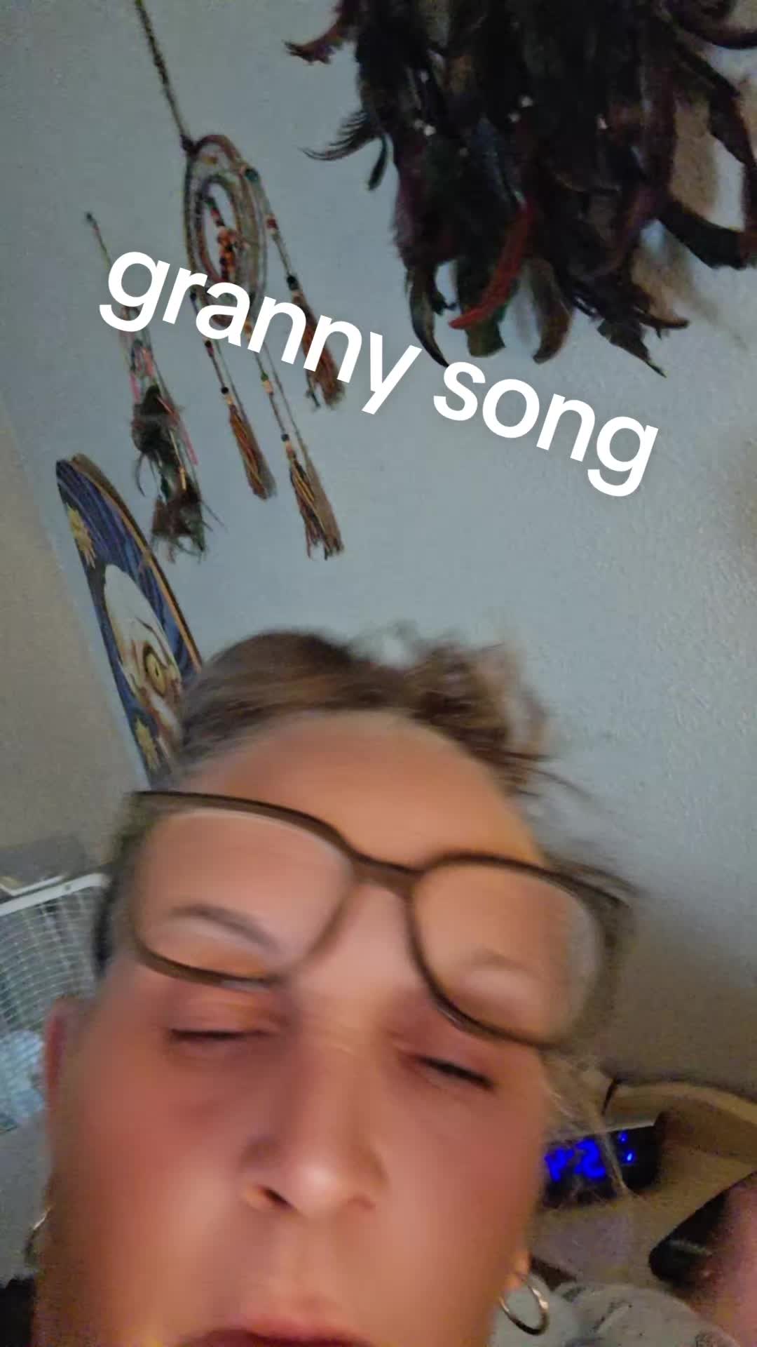 @granny at kitchen table 🎼🎵❌️