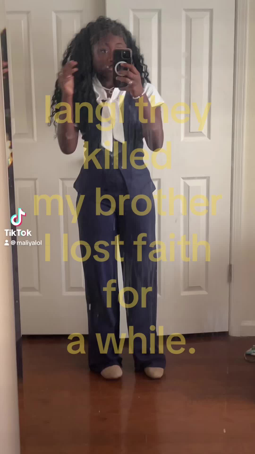 @Maliya.