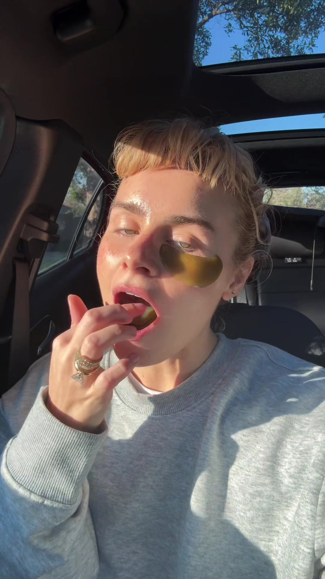 @courtneecrews