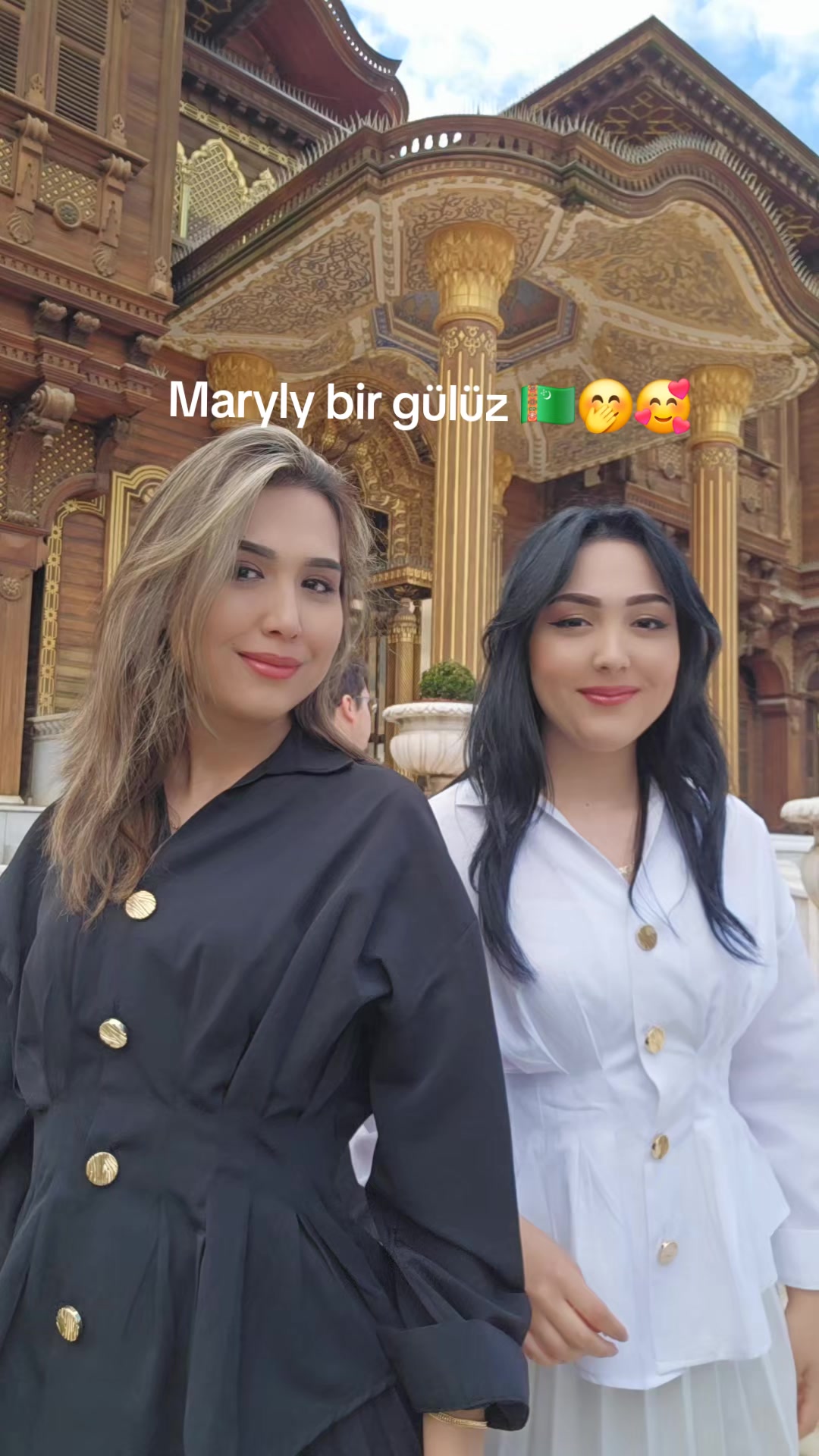 @leilalo_1701