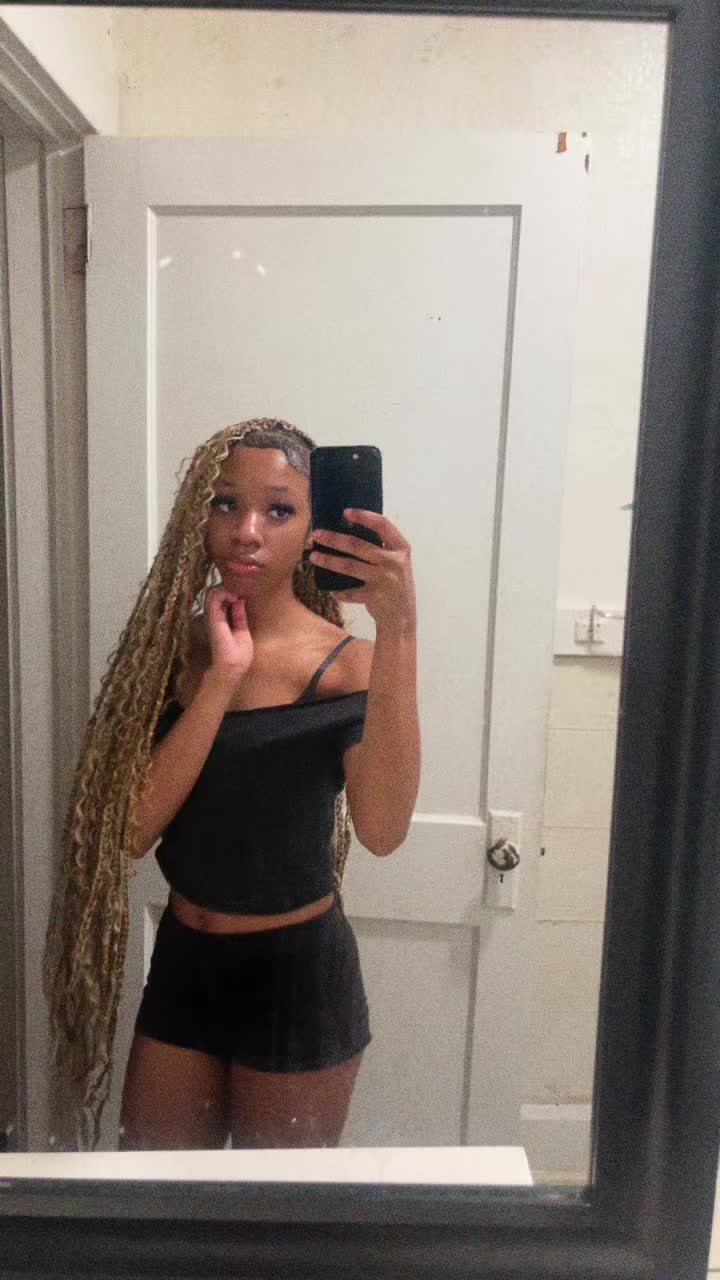 @Meya 🥴😍💋