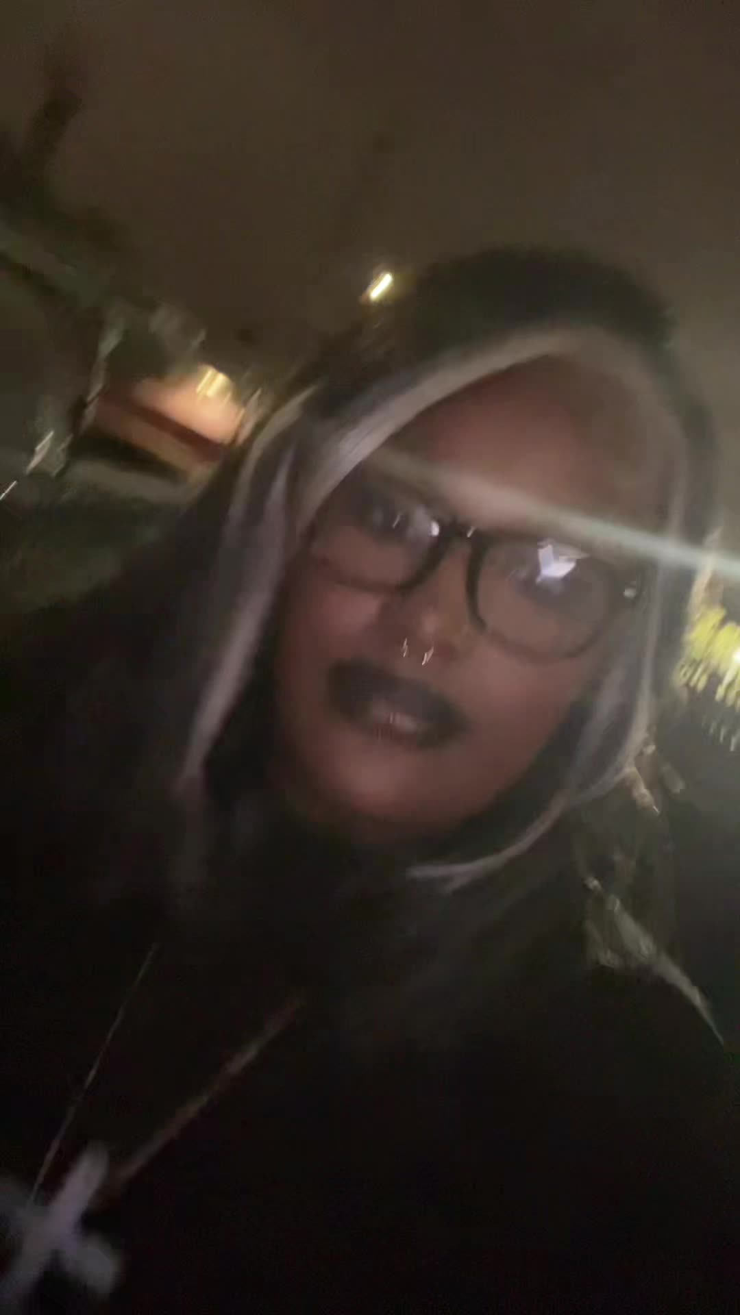 @wolfgyaal