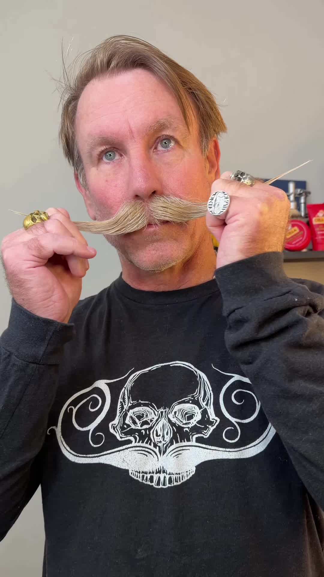 @Bobandelliothismustache