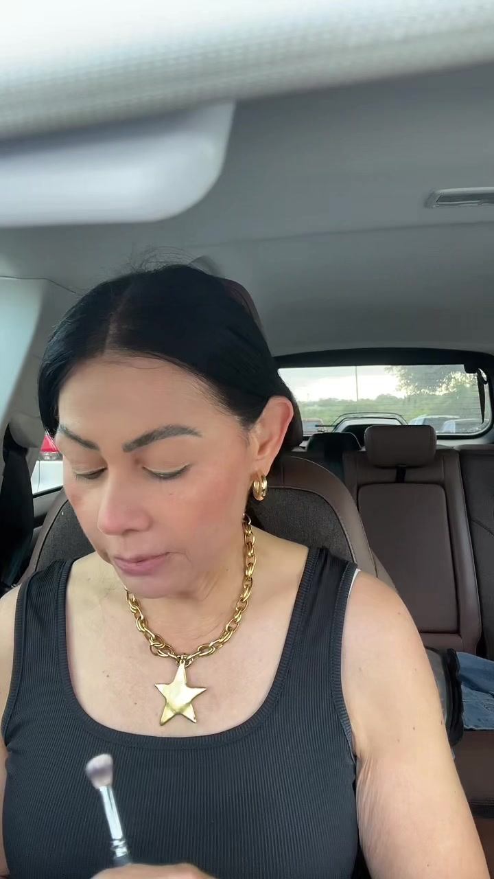 @yvonne.ghalleb ✝️