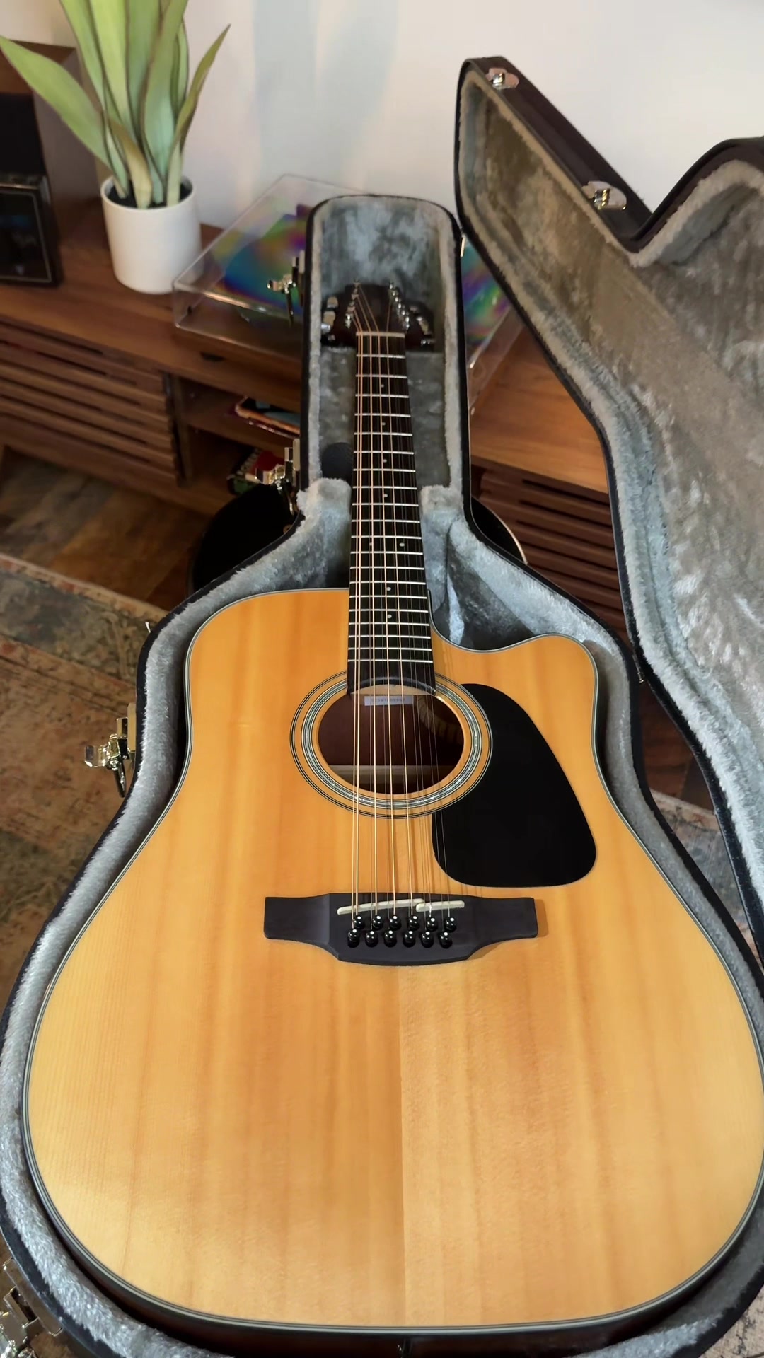 @Guitar Guys