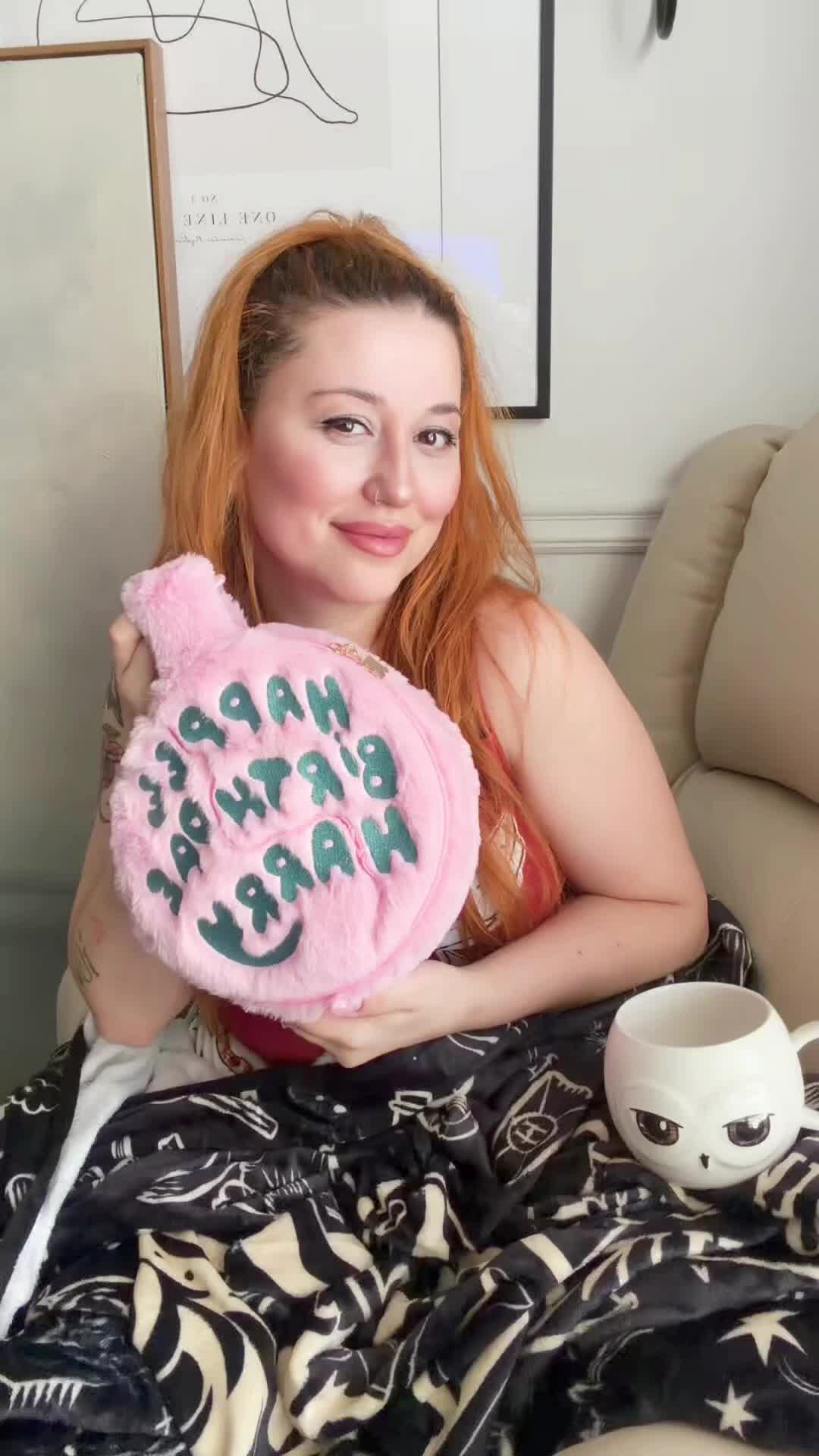 @hello.ellysworld