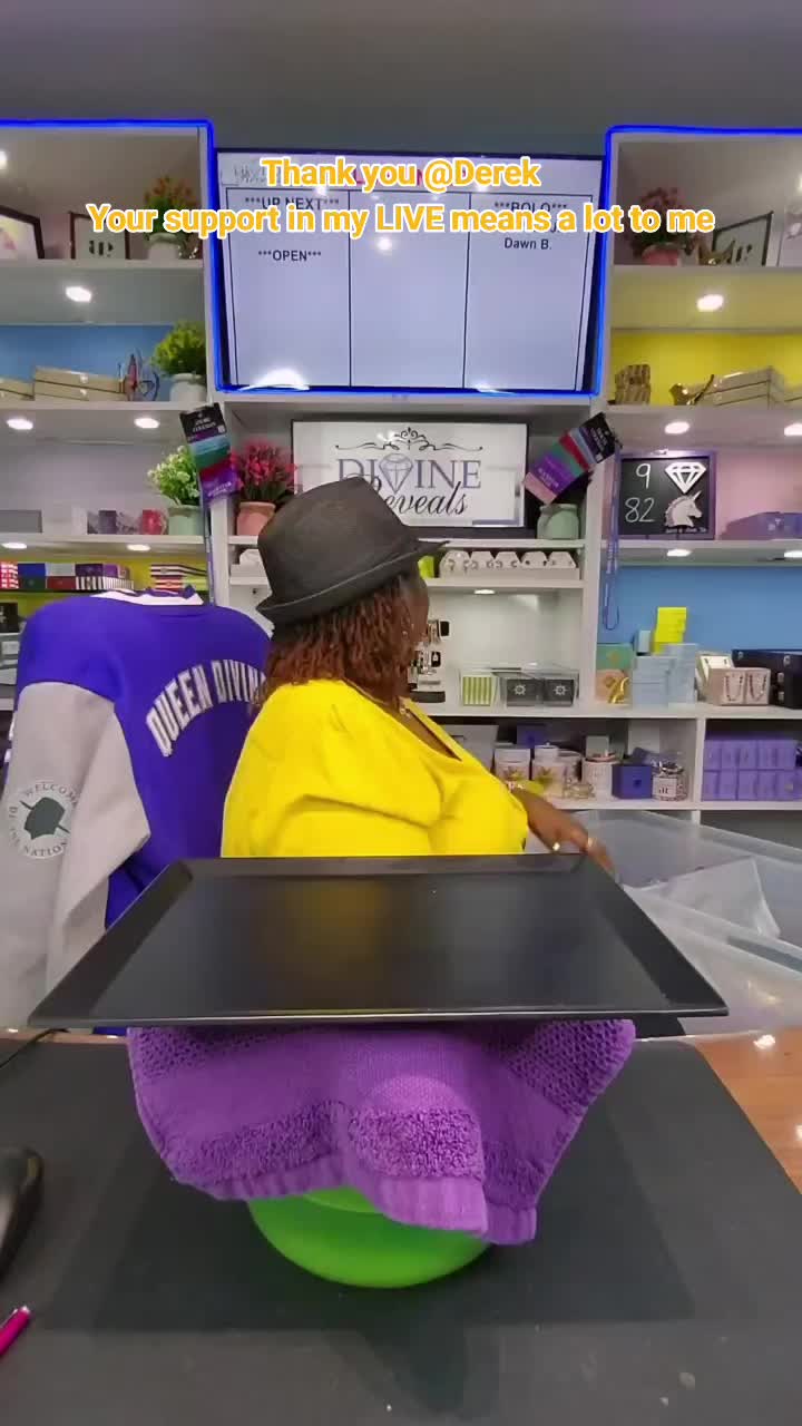 @💜DivineReveals (Tracee)💜