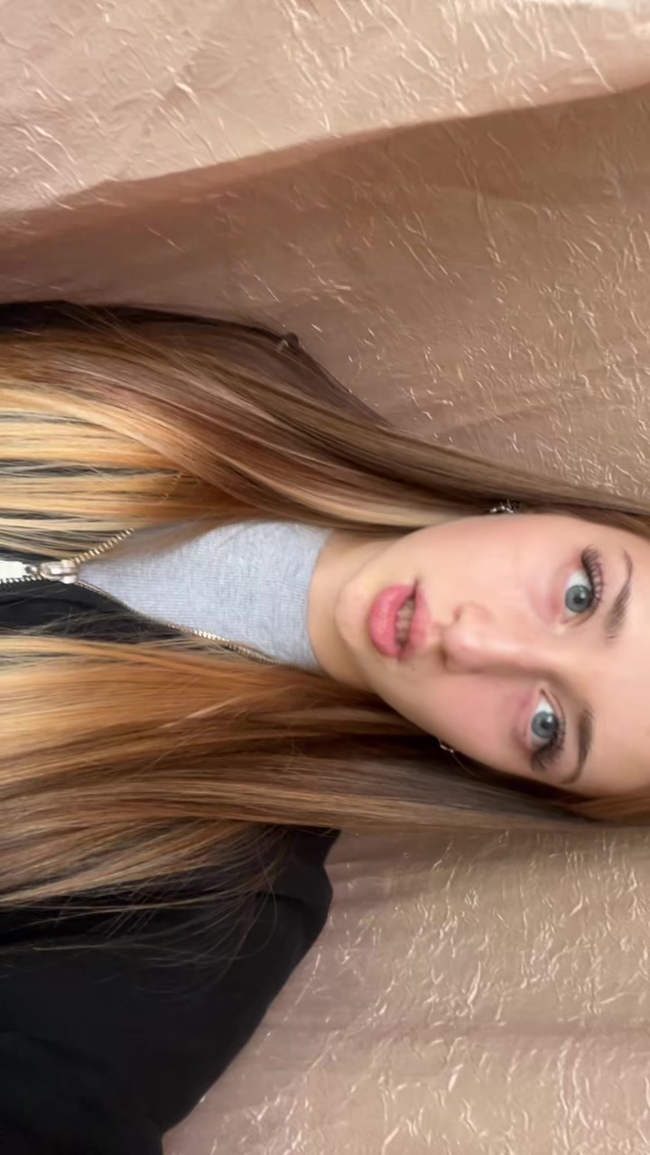 @Нюдя🪽