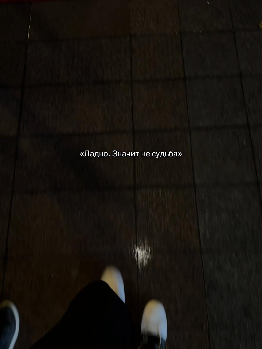 @888