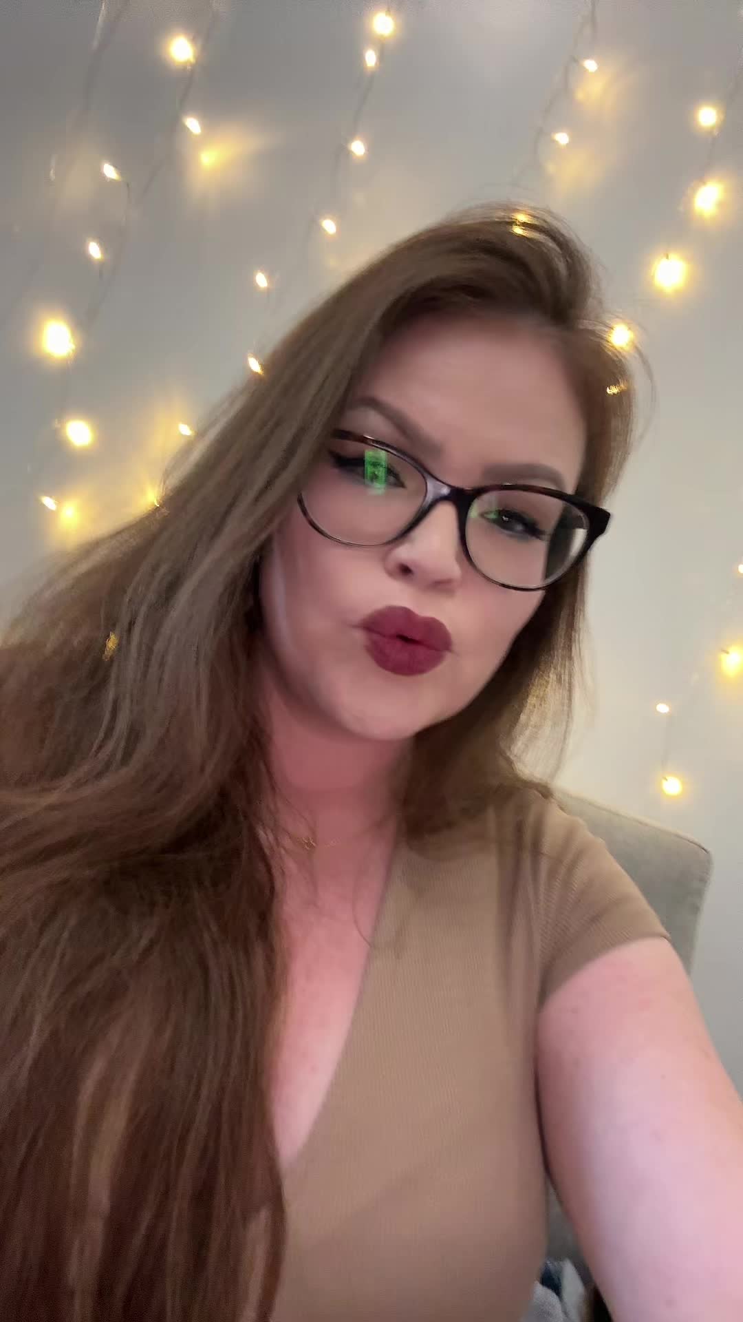 @Desirae Desnomie