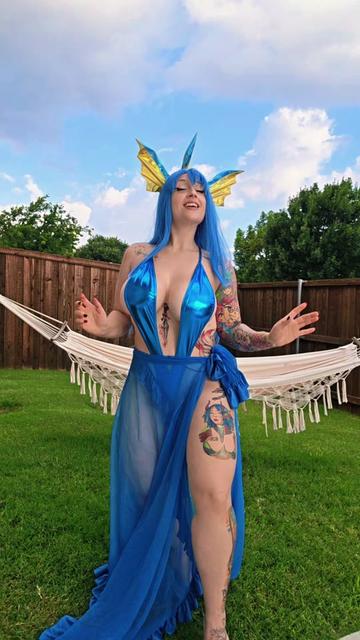 @Plushienova