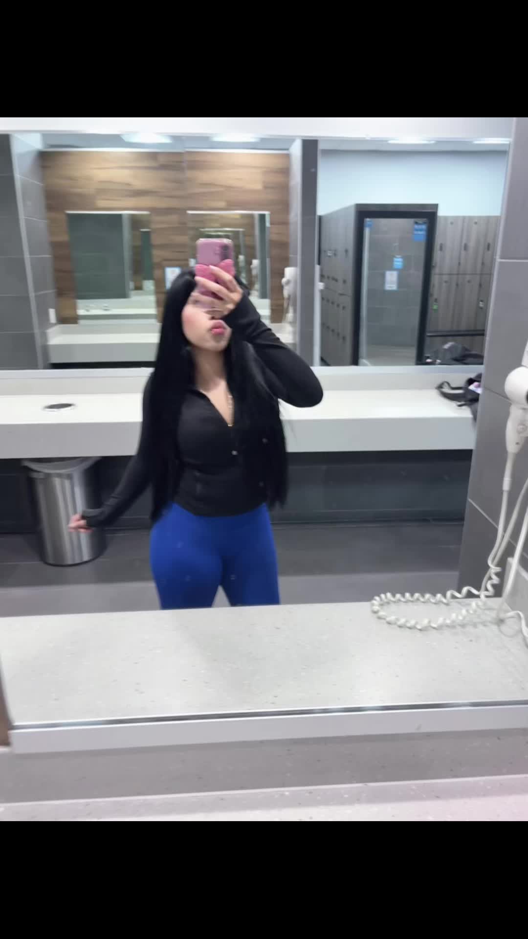 @hehateskesly