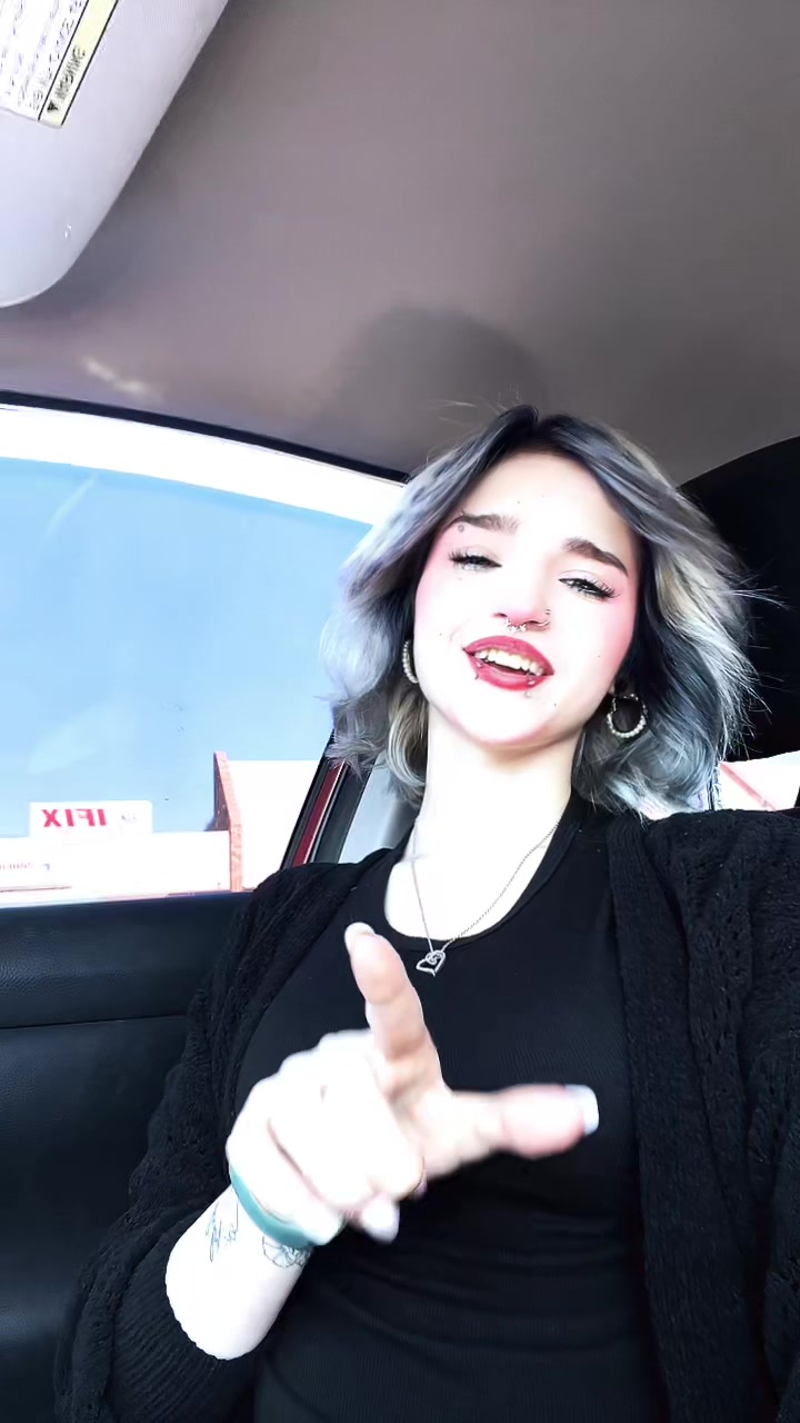 @k <3
