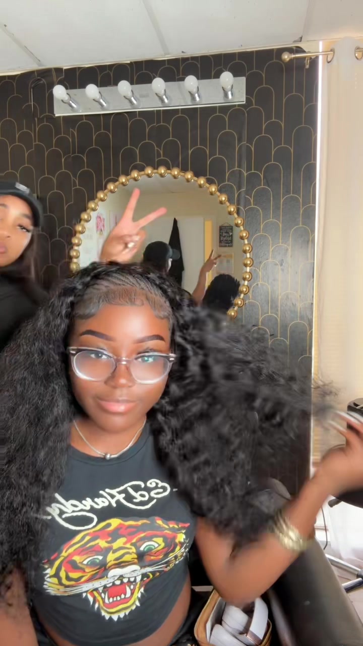 @theeglamroom