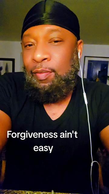 @Sirloveintheroom*