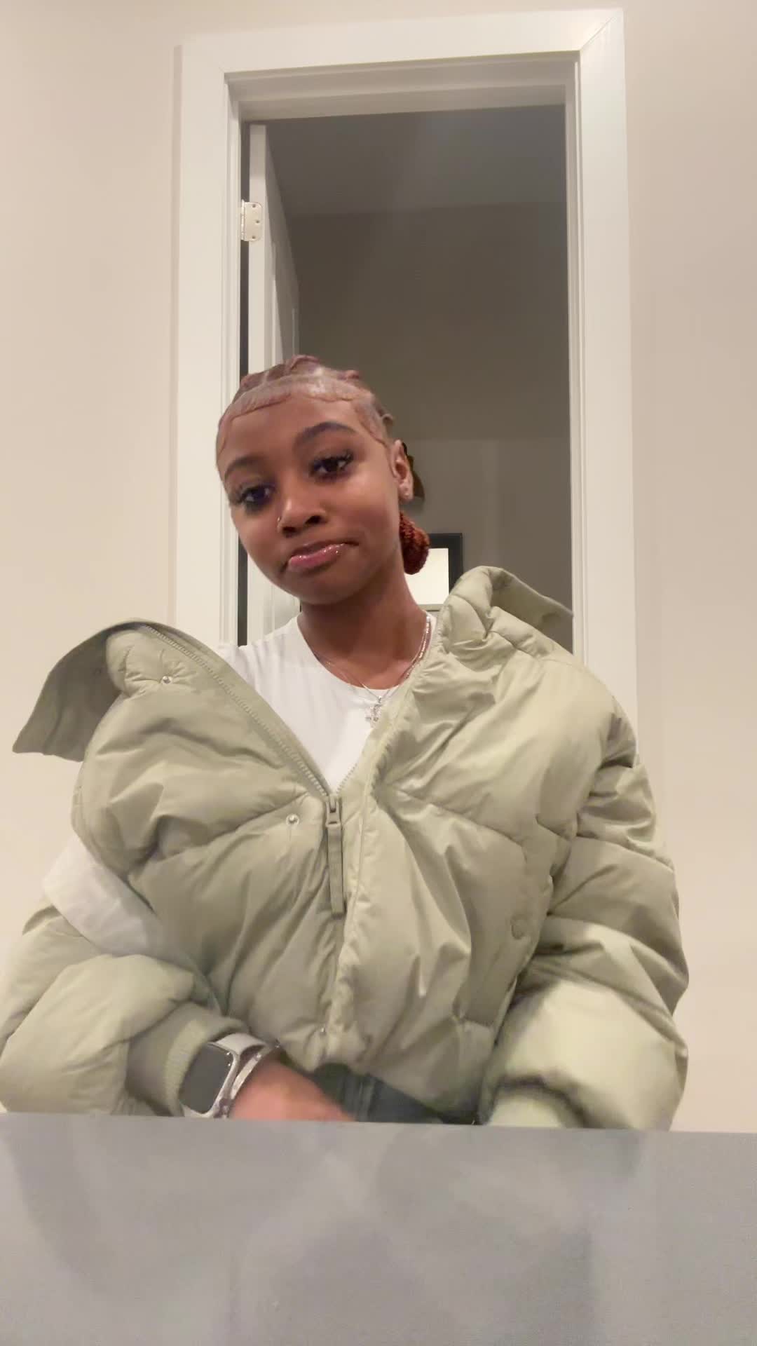 @QUEEN MIRA🫦