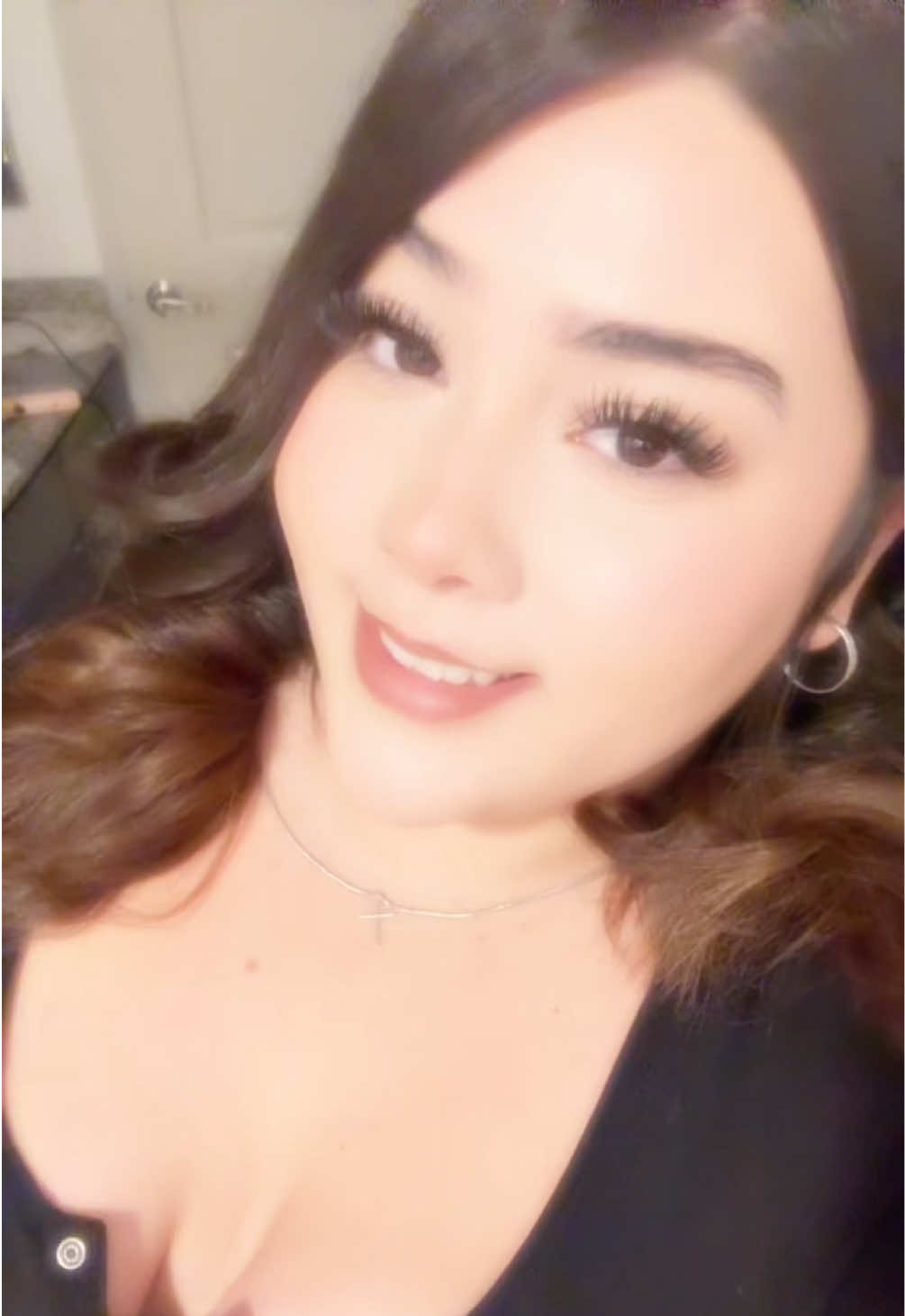 @xos.elly