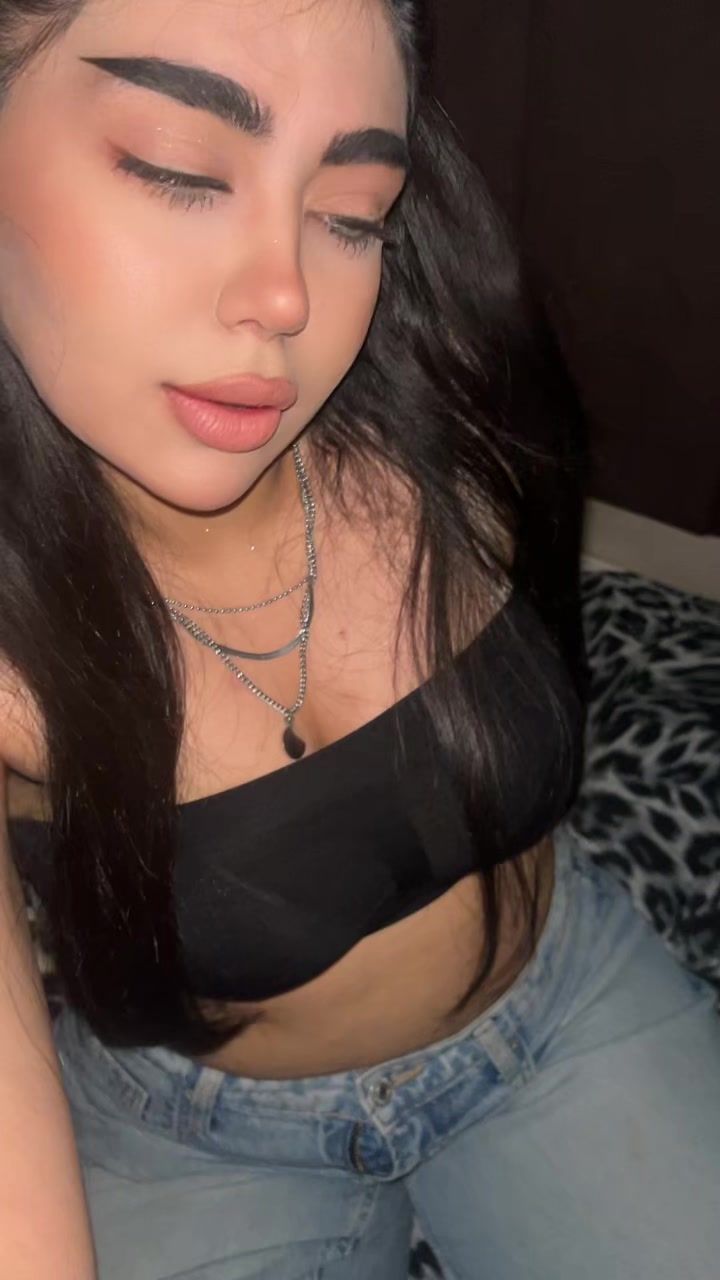 @manya_