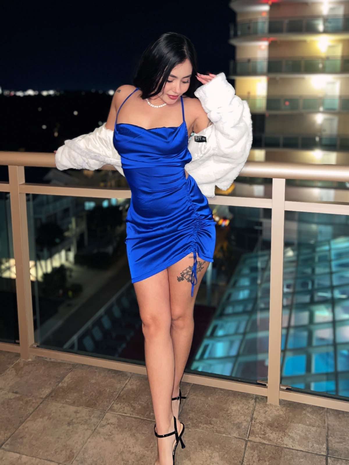 @iam_karolyi
