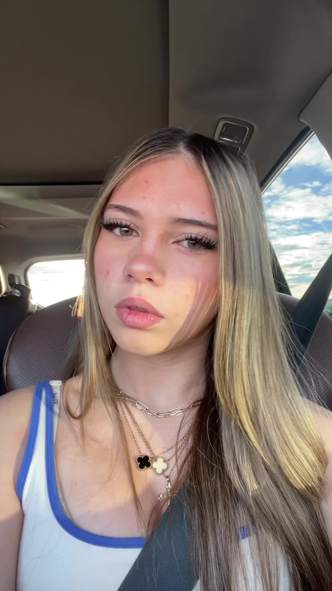 @liv 🤍.