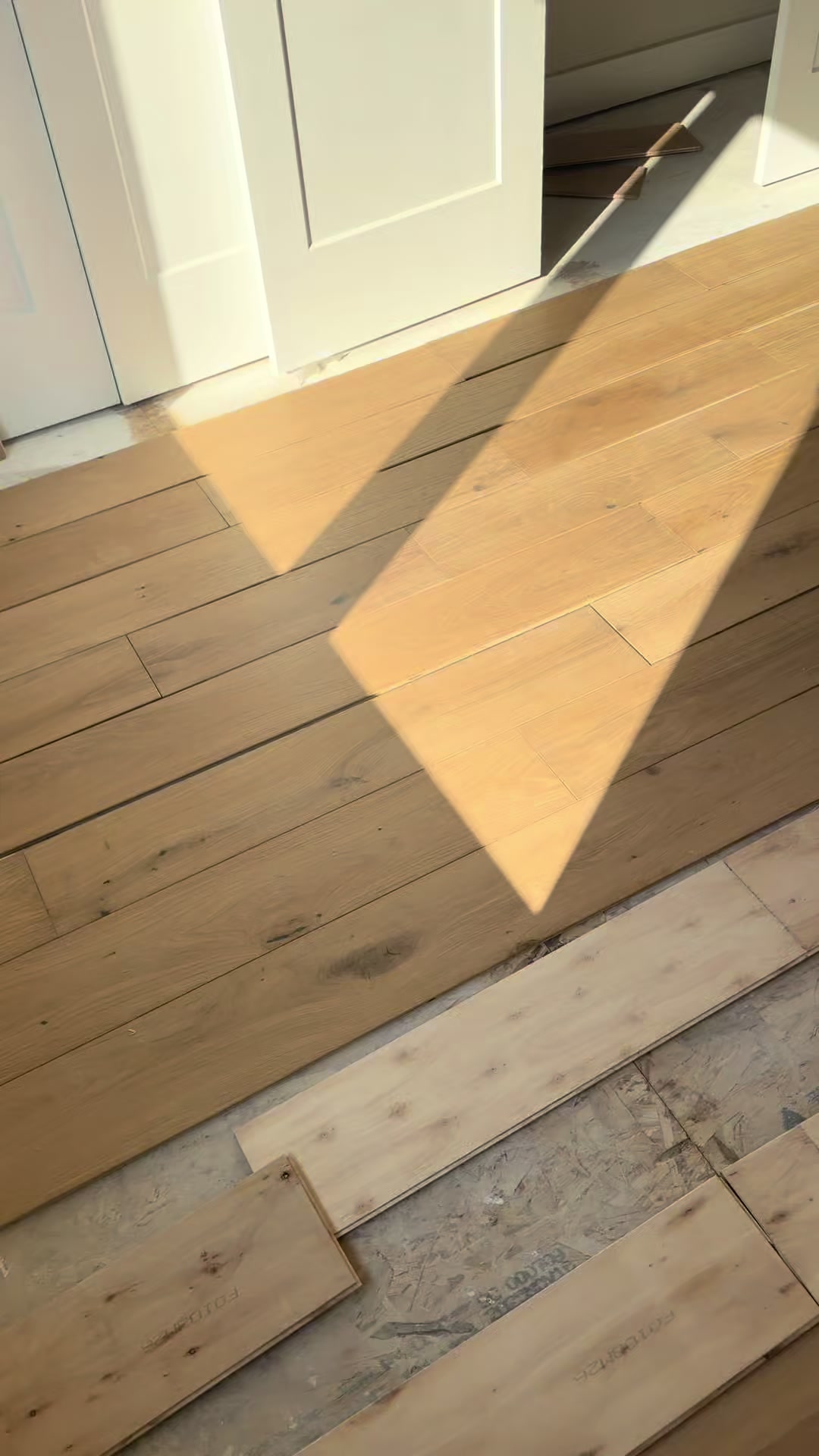 @NoesUniqueFlooring