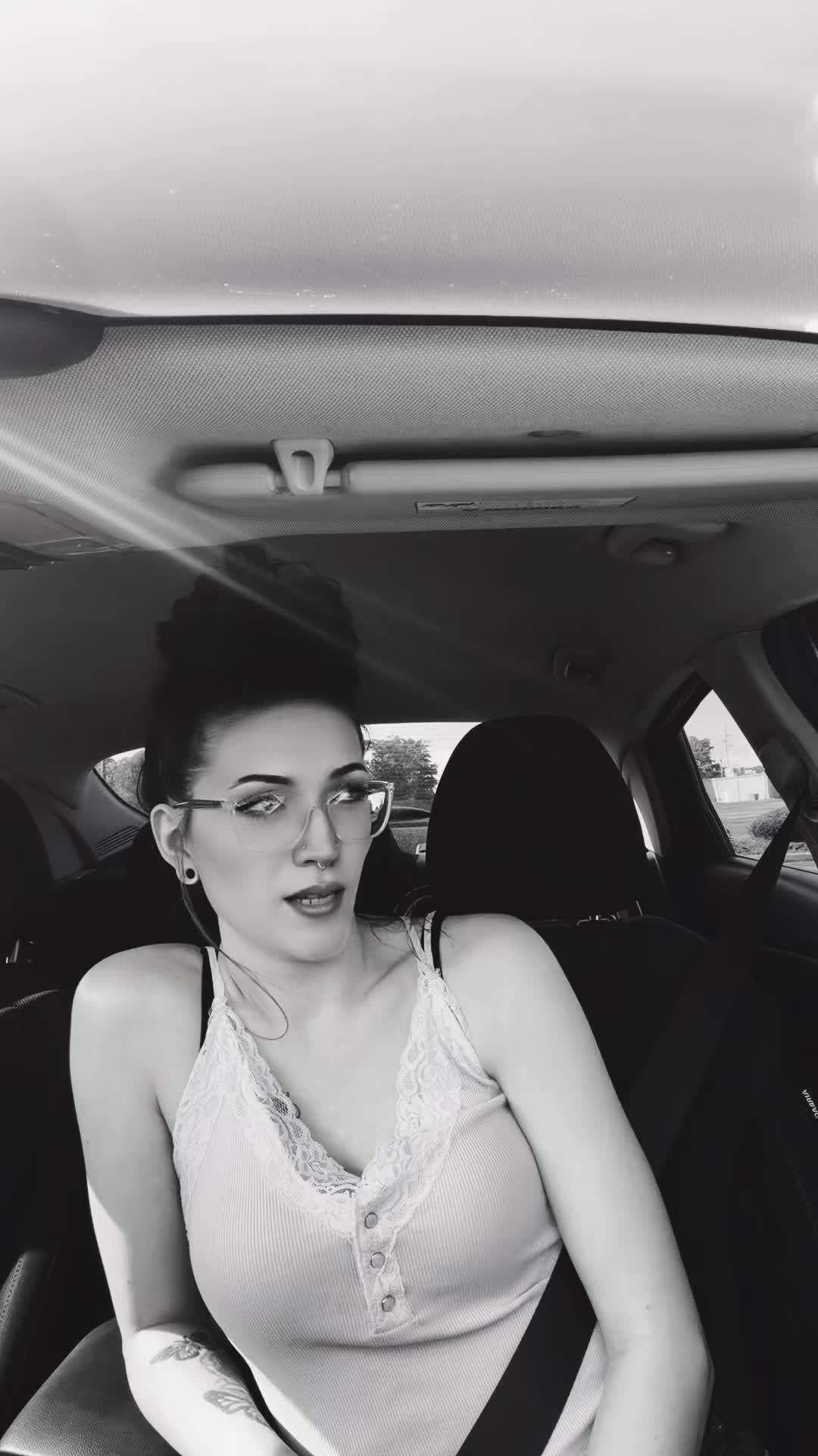 @Its_Queen_reaper