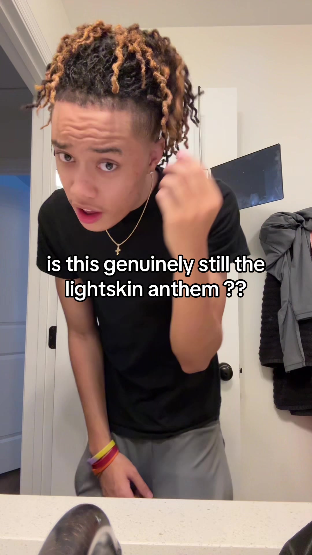 @zellski_