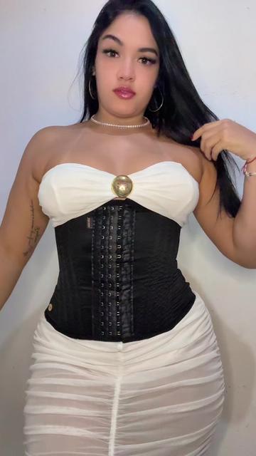 @Dinaiara