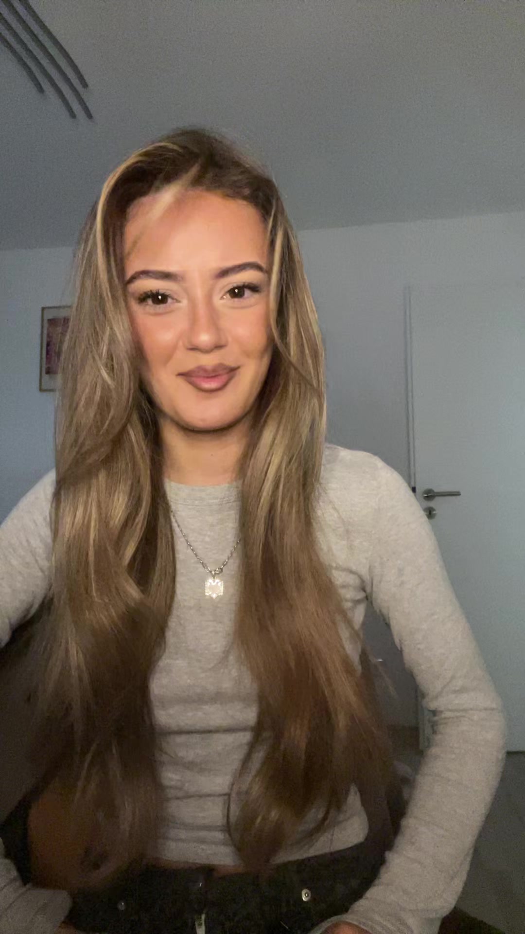@deusheee