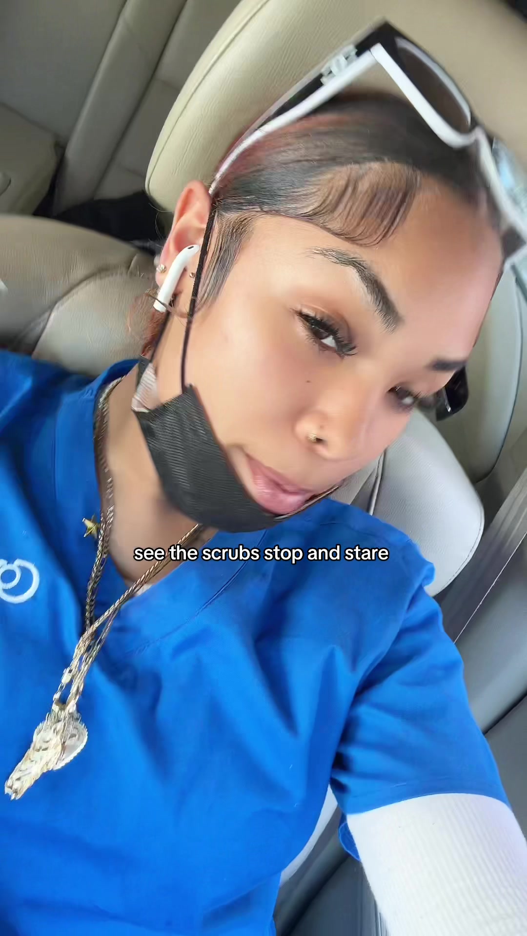 @notrllymariii