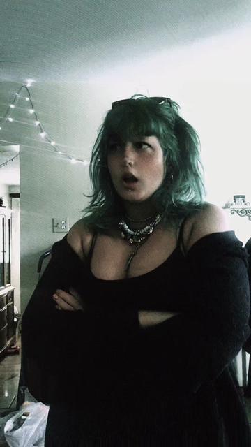 @theladylyds