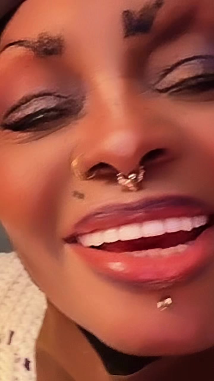 @Ebonysingagain