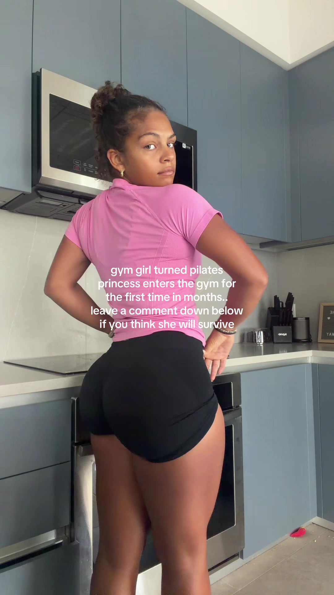 @elliswootenn