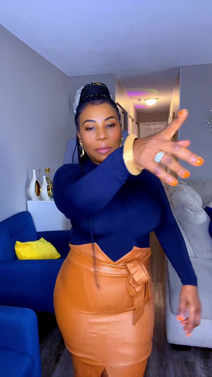 @Felecia