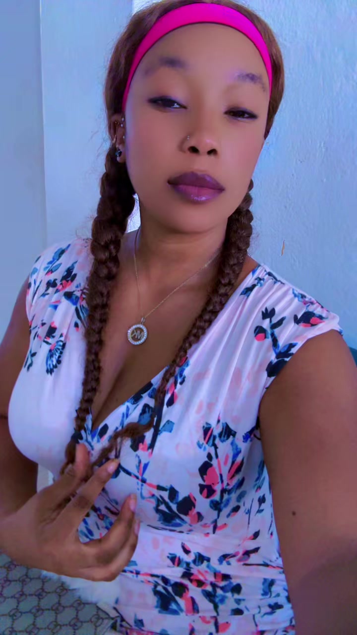 @BARBIE ZUZU REBELLE