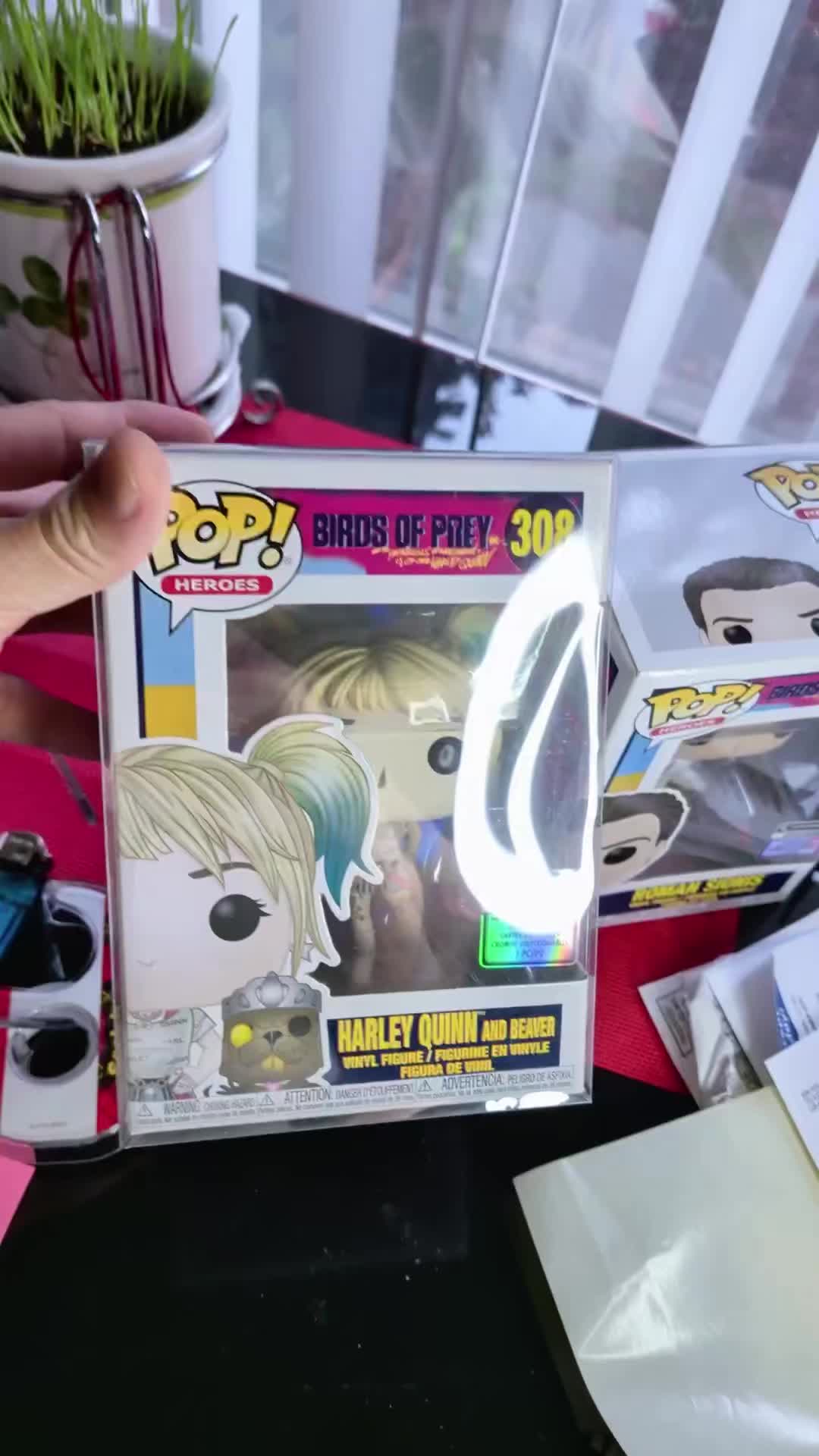 @UNIQGEEK