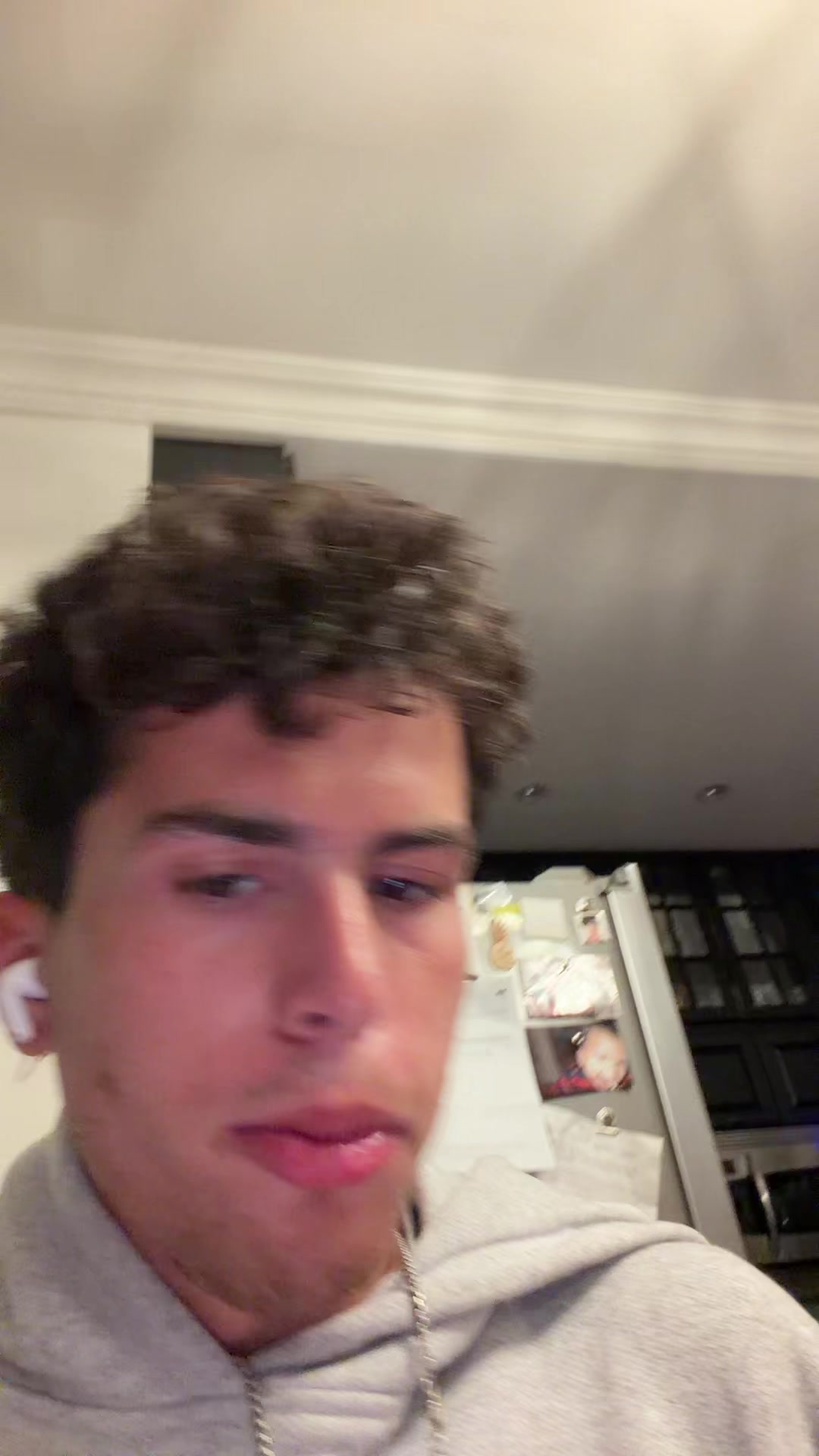 @Moanfaceemoji