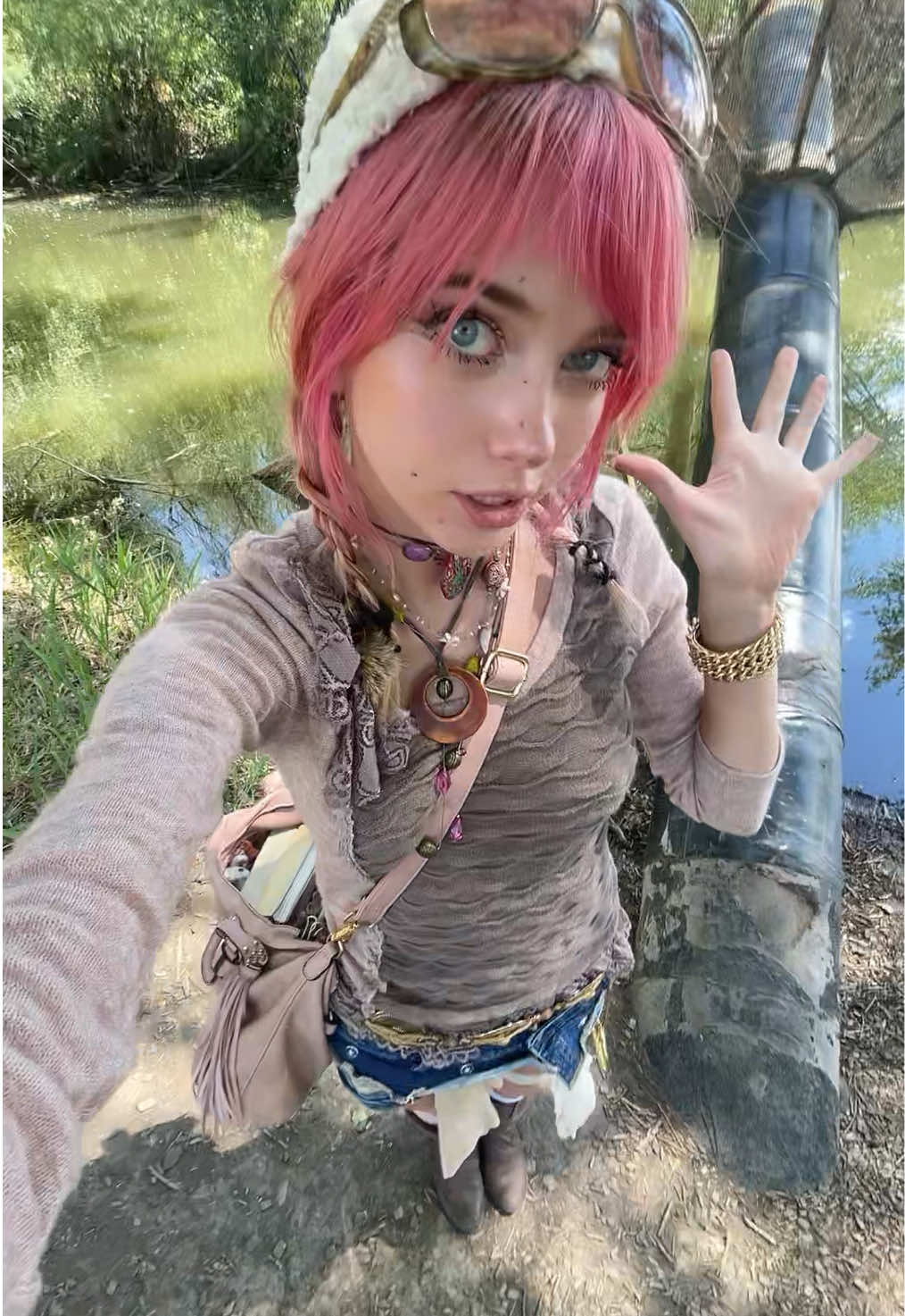 @Meg🪭