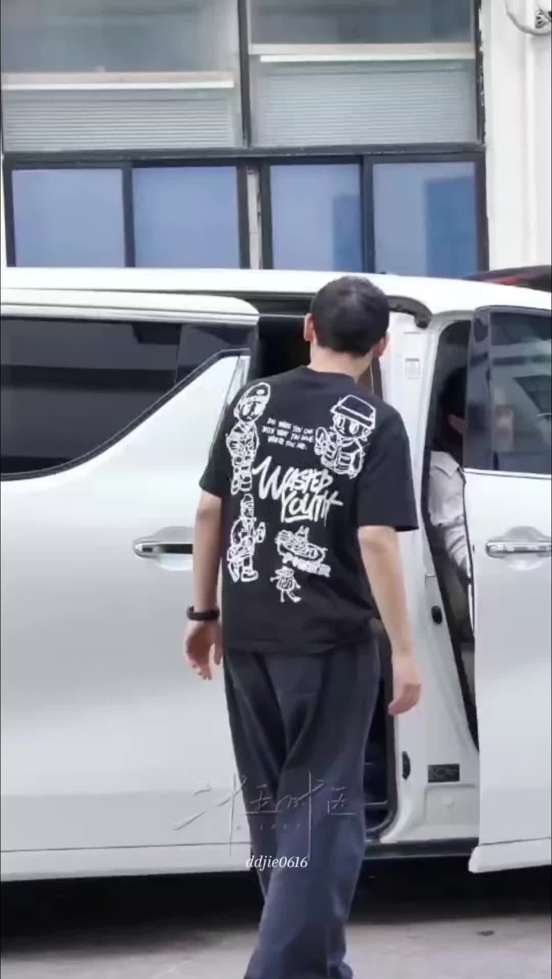 @𝗱𝗱ᴸⁱᵗᵗˡᵉ𐙚