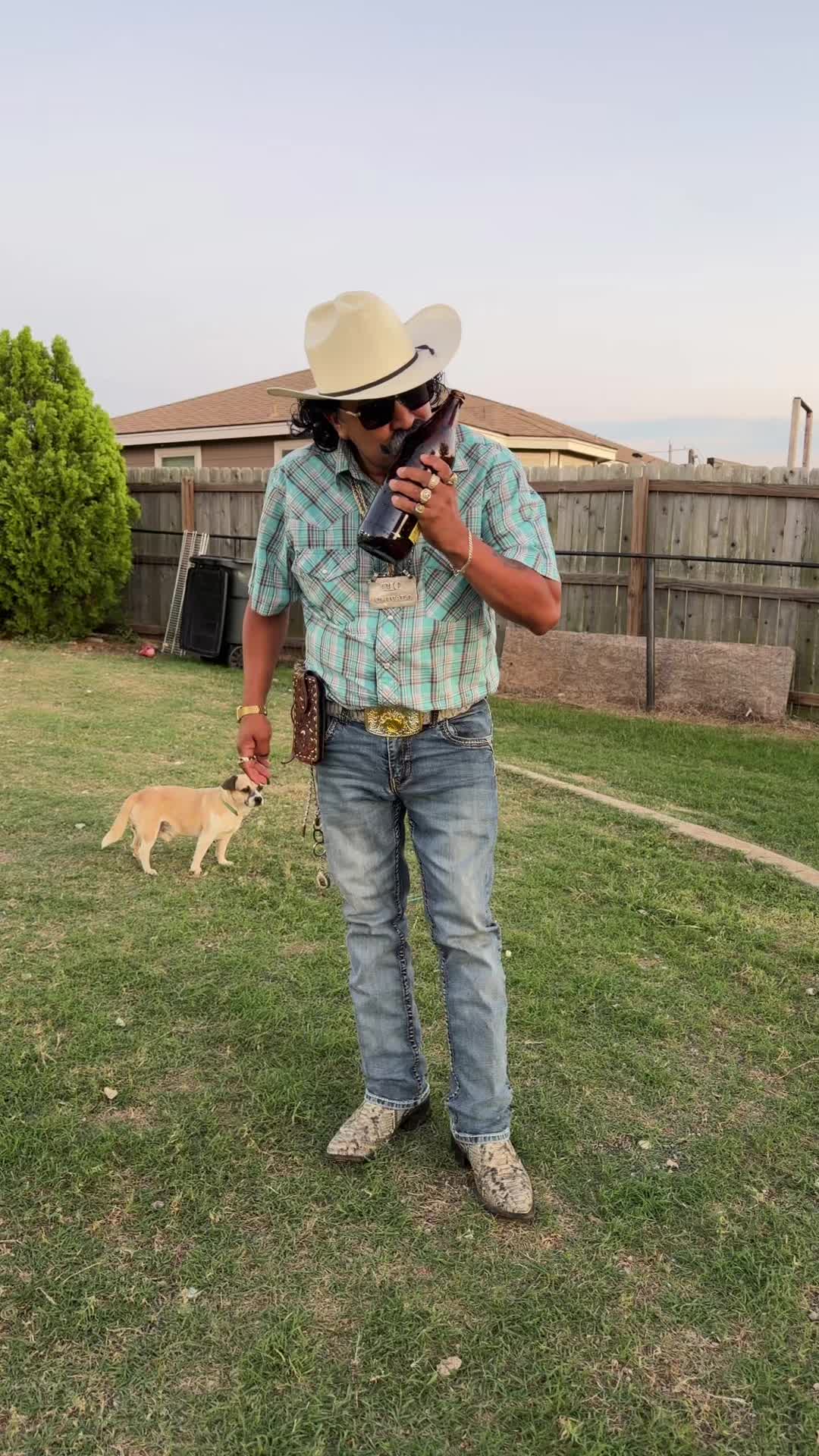 @T&iacute;o Chivalo