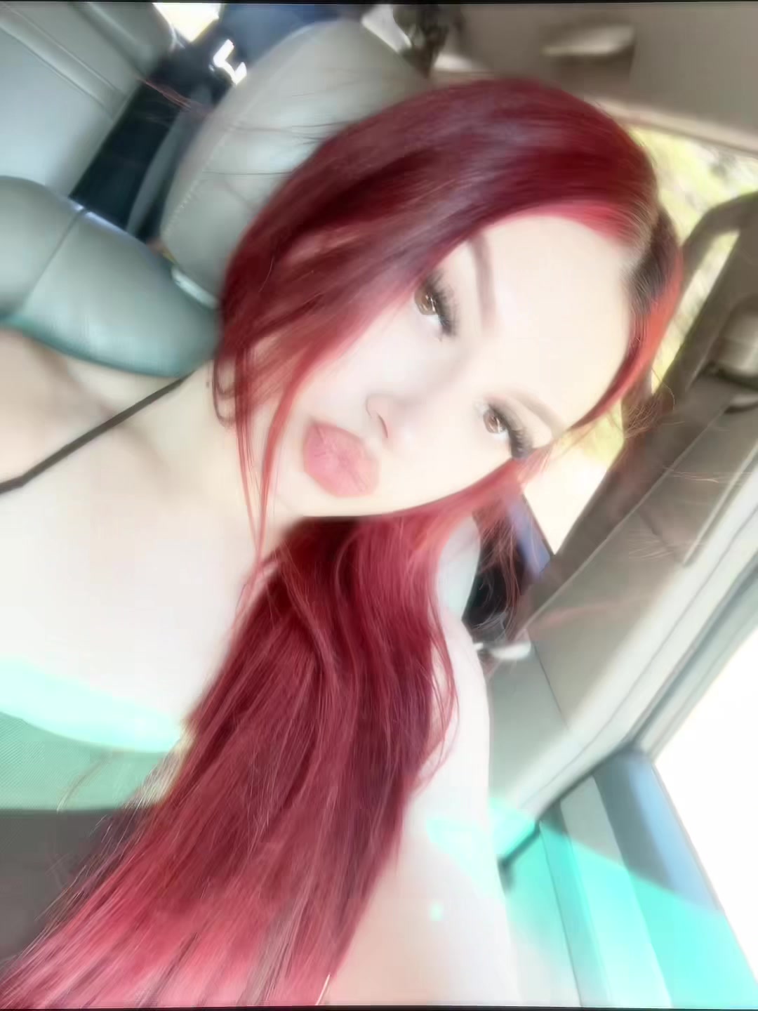 @Katiebabyy 🍒🎱🍸
